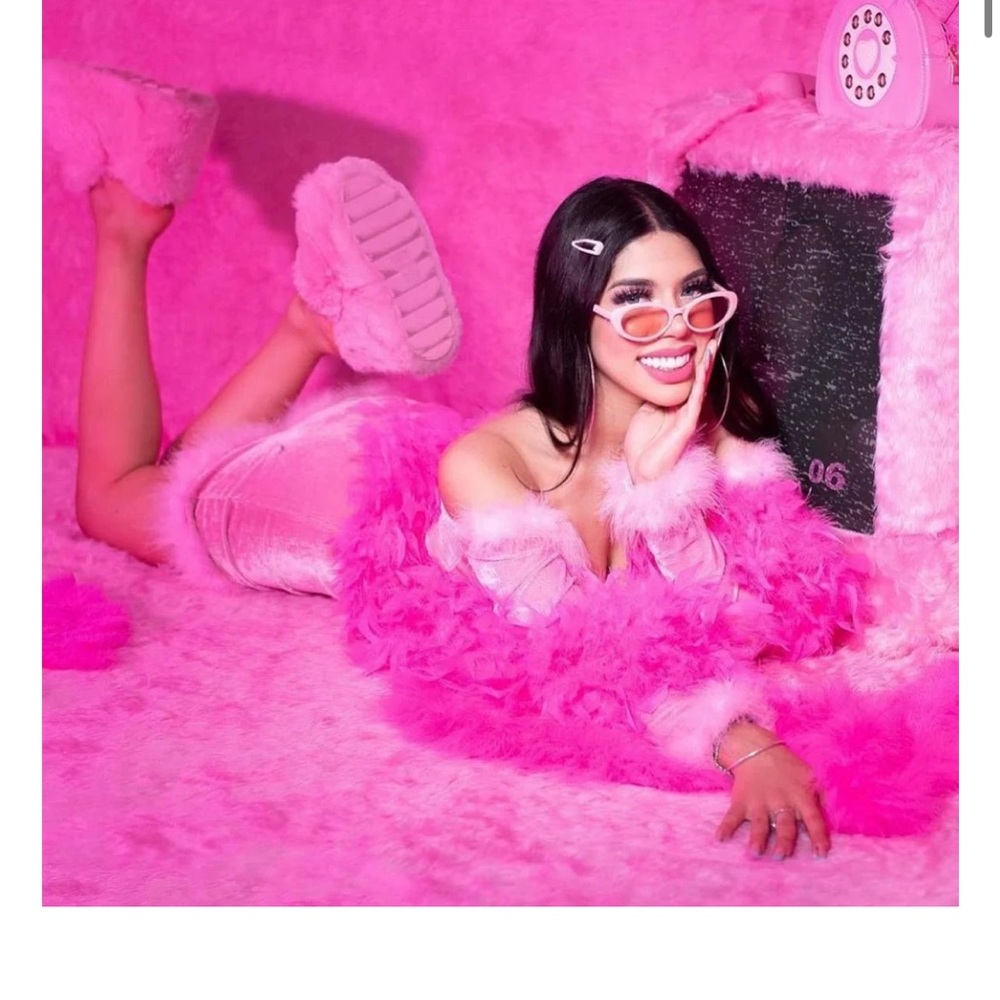 NWB YRU PINK GRAVITY π - Picture 4 of 5